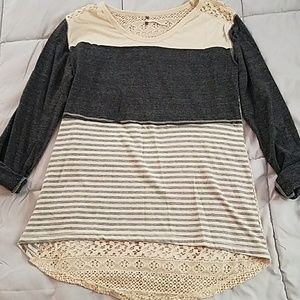 Cute shirt with see through back!